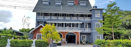 Perennial Resort