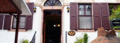 Cunda Zehra Teyzenin Evi