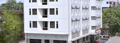 Hotel Amrapali Grand