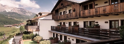 Rosapetra Spa Resort