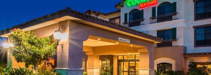Courtyard Thousand Oaks Ventura County