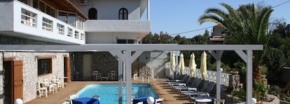 Naiades Almiros River Hotel