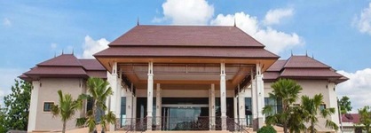 Royal Nakhara Hotel And Convention Centre