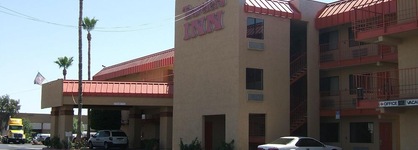 Travelers Inn