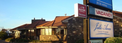 Julie-Anna Inn