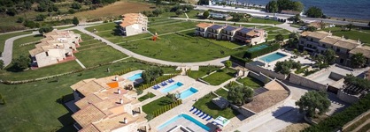 Stigmes Villas & Suites