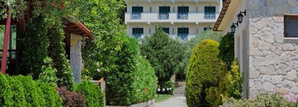 Julia Hotel