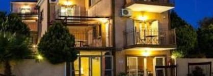 3 Queens Villas