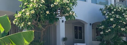 Pals Studios Pefkos