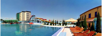 Golden Valley Hotel