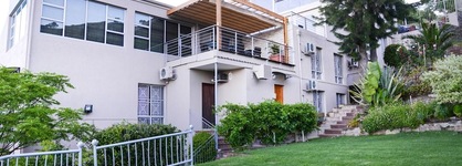 Signal Hill Lodge