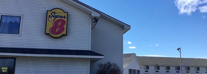 Super 8 By Wyndham Portland Me