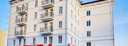 Yuzhniy Hotel