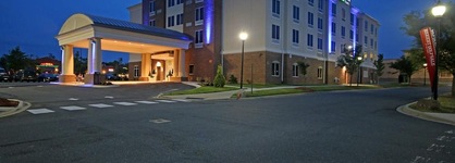 Holiday Inn Express & Suites Charlotte North By Ihg