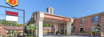 Super 8 By Wyndham Tyler Tx