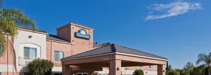 Days Inn By Wyndham Lathrop