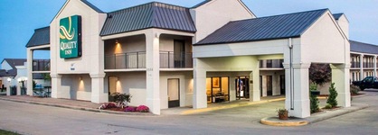 Quality Inn Us65 & E Battlefield Rd Springfield