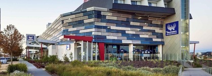 Mercure Melbourne Caroline Springs