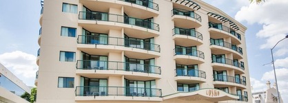 Cosmo Apartment Hotel