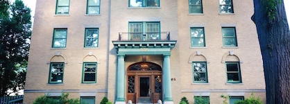 Inn At 835 Boutique Hotel