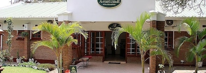 Annie's Lodge Blantyre