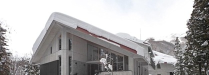 The Ridge Hotel & Apartments