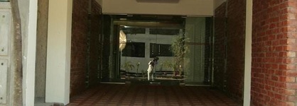Richmond Hotel & Suites