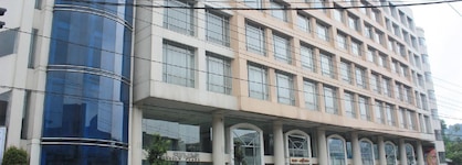 Hotel Supreme Convention Plaza