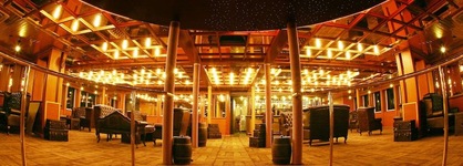Vintage Luxury Yacht Hotel