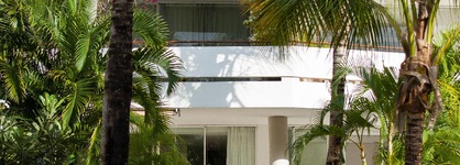 Billionaire Beachfront Apartments
