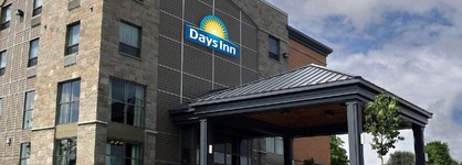 Days Inn By Wyndham Levis