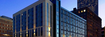 Ac Hotel By Marriott Minneapolis Downtown