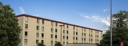 Red Roof Inn Plus+ Boston - Mansfield  Foxboro