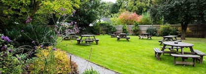 Harewood End Inn