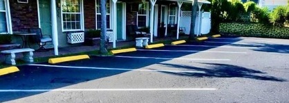 Shamrock Cove Inn