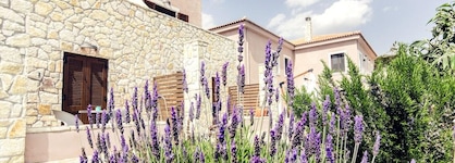 Perivoli Country Hotel & Retreat