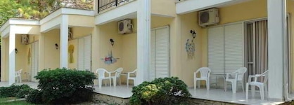 Mimoza Beach