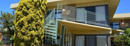 Emmanuel Holiday Apartments