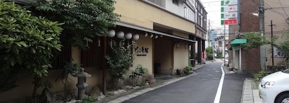 Nogamihonkan Ryokan