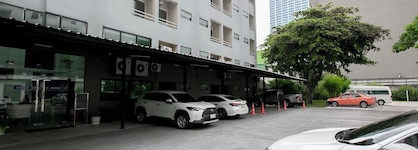 Annex Lumpini Bangkok