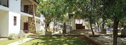 Tamarind Tree Hotel