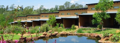 Riverstone Lodge