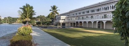 Hotel Lakend