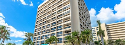 Palm Bay Club Bayside Closest To Gulf
