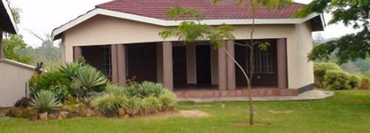 Palm Valley Lodge