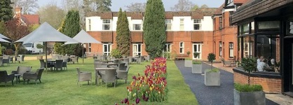 Forest Park Country Hotel & Inn