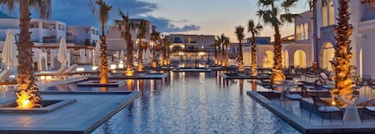 Anemos Luxury Grand Resort
