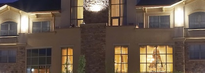Clubhouse Hotel & Suites - Fargo
