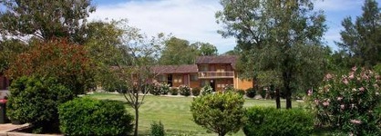 Colonial Inn Motel