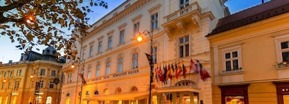 Hotel Imparatul Romanilor